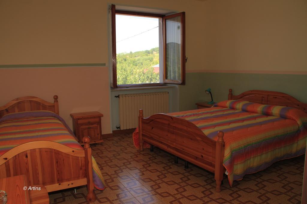 Agriturismo La Praduscella Fivizzano Ruang foto