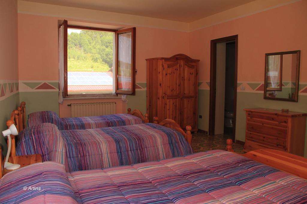 Agriturismo La Praduscella Fivizzano Bagian luar foto