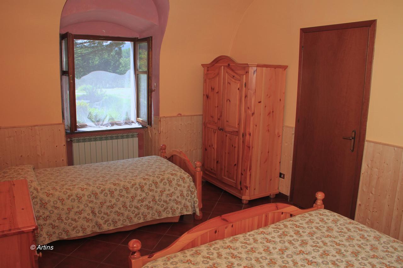 Agriturismo La Praduscella Fivizzano Bagian luar foto